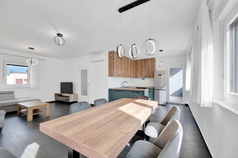 Listing Ad Image